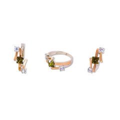 Комплект серебряный с золотыми вставками кольцо и сережки с фианитом квадратной формы