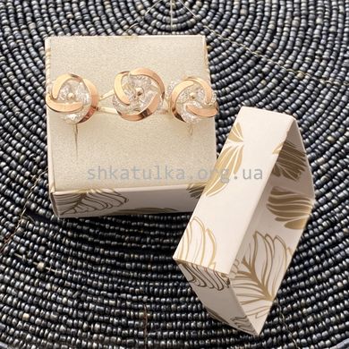 Комплект серебряный с золотыми вставками Цветок кольцо и сережки с белыми фианитами