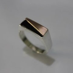 Перстень чоловічий срібний із золотою пластиною та оніксом