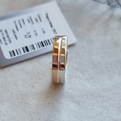 Обручальное кольцо серебряное с золотой вставкой две полоски