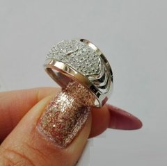 Кольцо серебряное с золотыми пластинами и россыпью фианитов