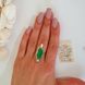 Кольцо серебряное с золотыми вставками и ярким зеленым камнем