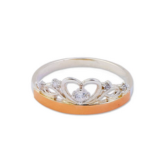 Кольцо серебряное с золотыми вставками и фианитами Корона